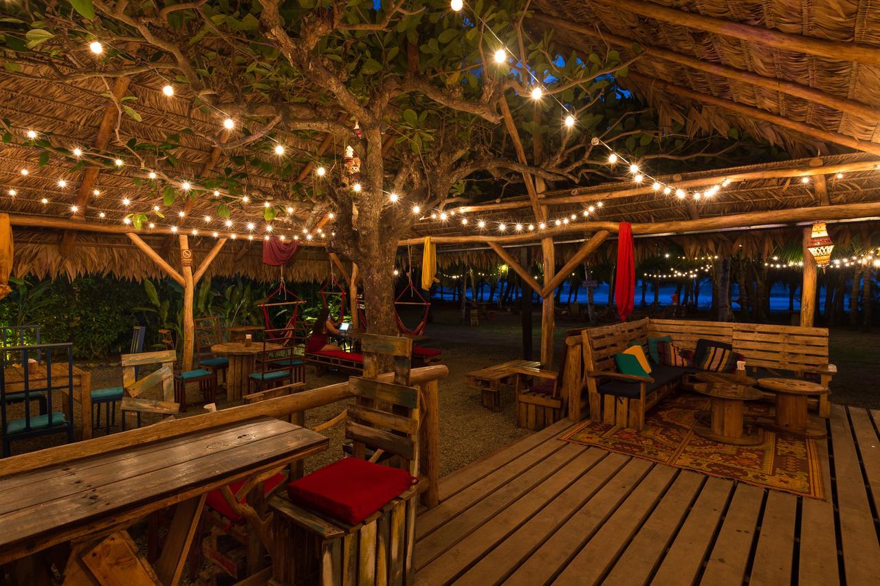 Playa 506 Beachfront Hostel Puerto Viejo de Talamanca 外观 照片
