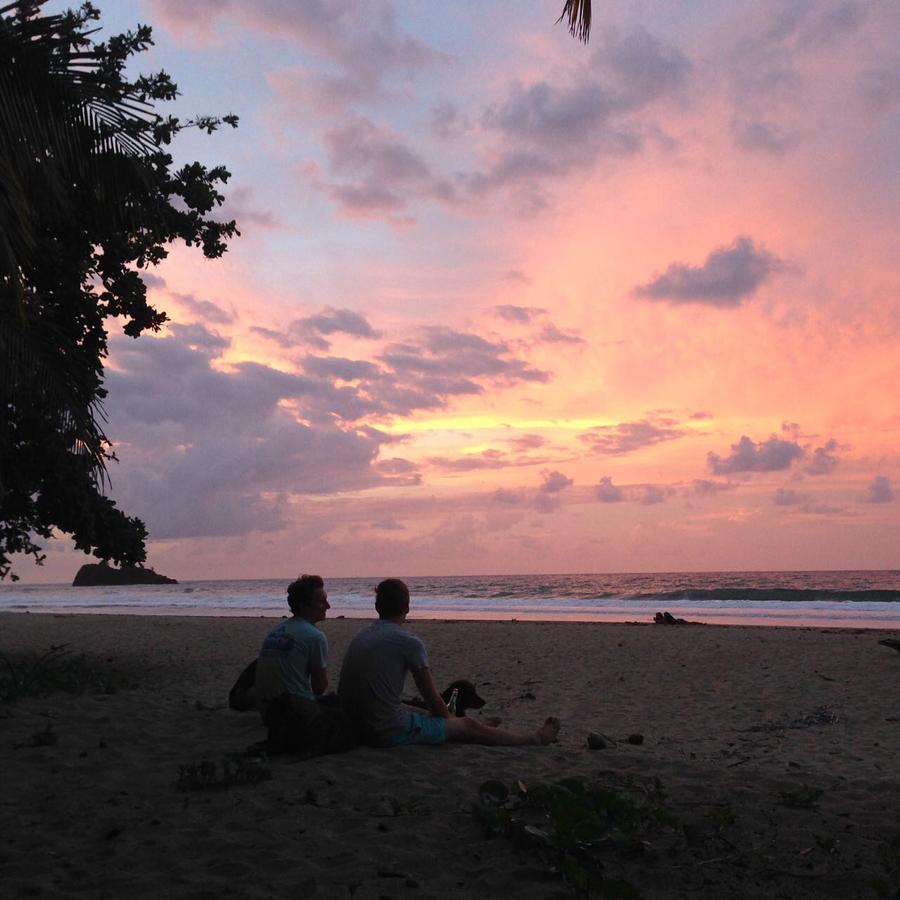 Playa 506 Beachfront Hostel Puerto Viejo de Talamanca 外观 照片